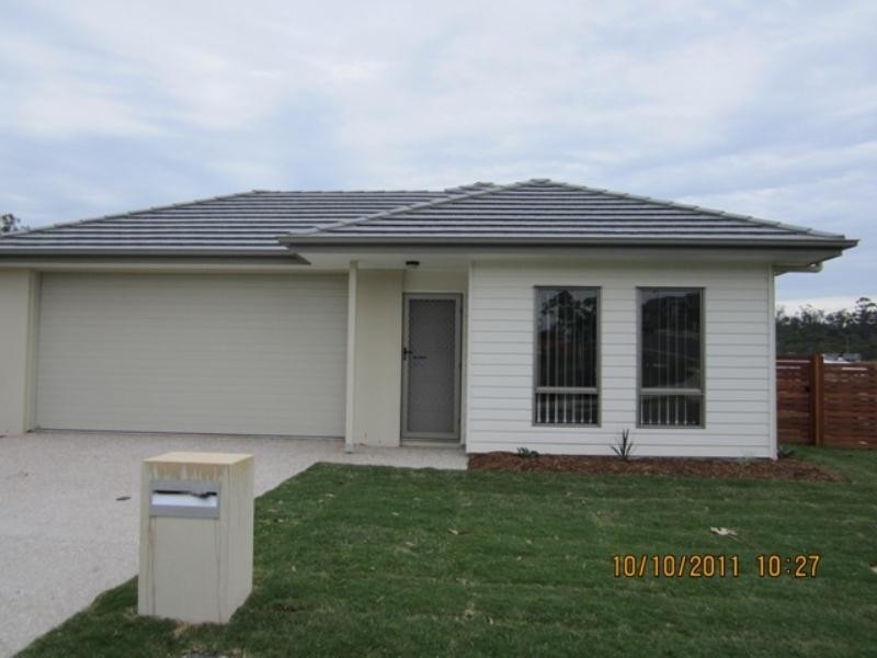 1 Francisca Drive, Augustine Heights QLD 4300