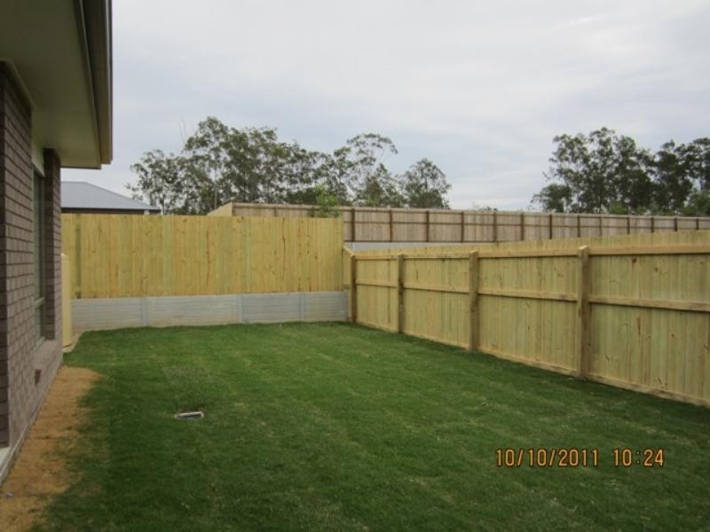 1 Francisca Drive, Augustine Heights QLD 4300