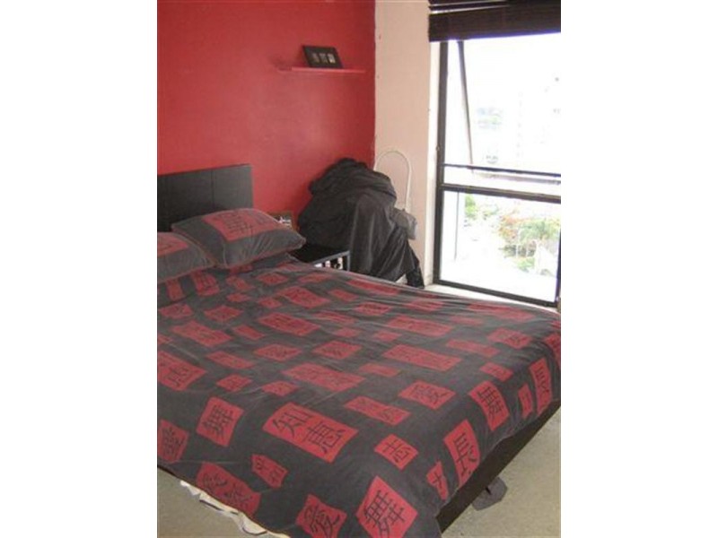 70 Remembrance Drive, Surfers Paradise QLD 4217