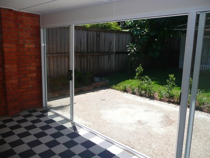 19 Norfolk Avenue, Surfers Paradise QLD 4217