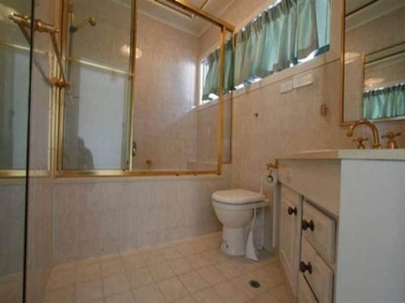 267 Stanhill Drive, Chevron Island QLD 4217