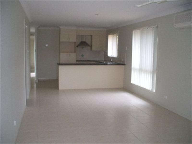 16 Silvergull Street, Coomera QLD 4209