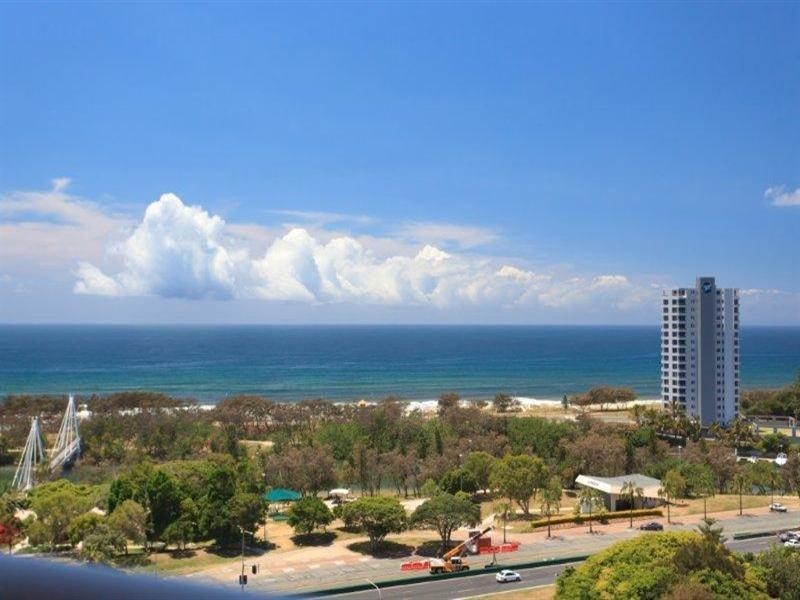 73 Grand Mariner. 12 Commodore Drive, Surfers Paradise QLD 4217