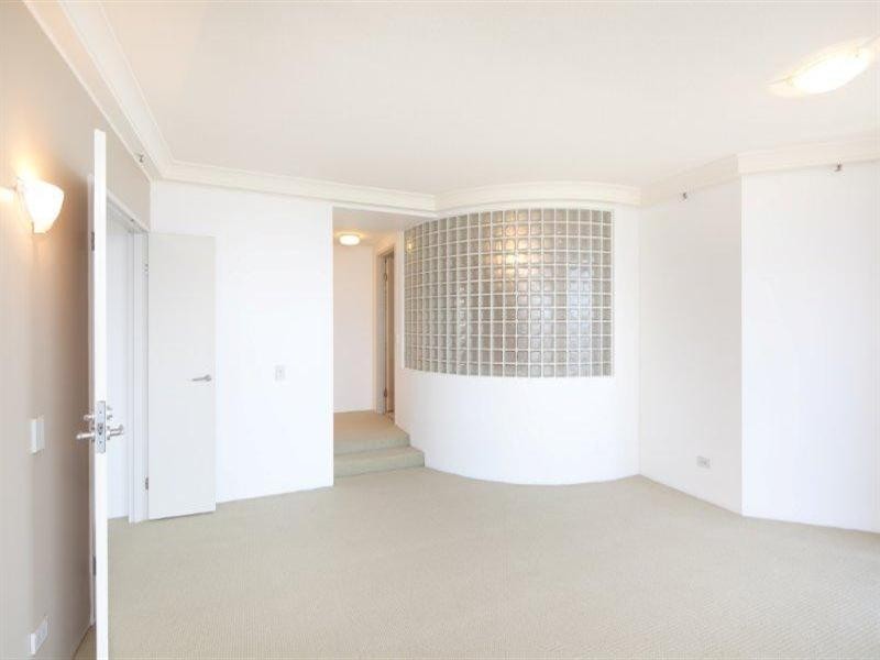 73 Grand Mariner. 12 Commodore Drive, Surfers Paradise QLD 4217