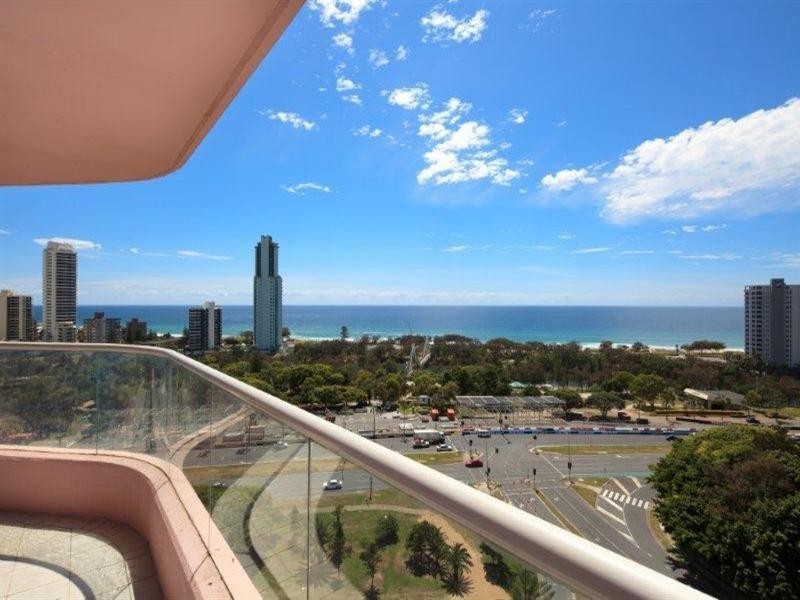 73 Grand Mariner. 12 Commodore Drive, Surfers Paradise QLD 4217