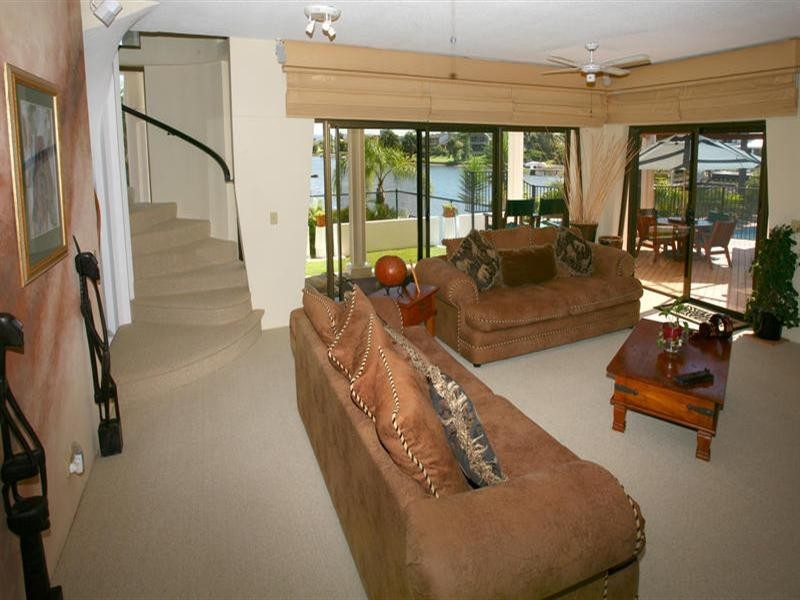 62 Blair Athol Crescent, Sorrento QLD 4217