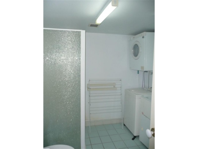 233-35 Palm Avenue, Surfers Paradise QLD 4217