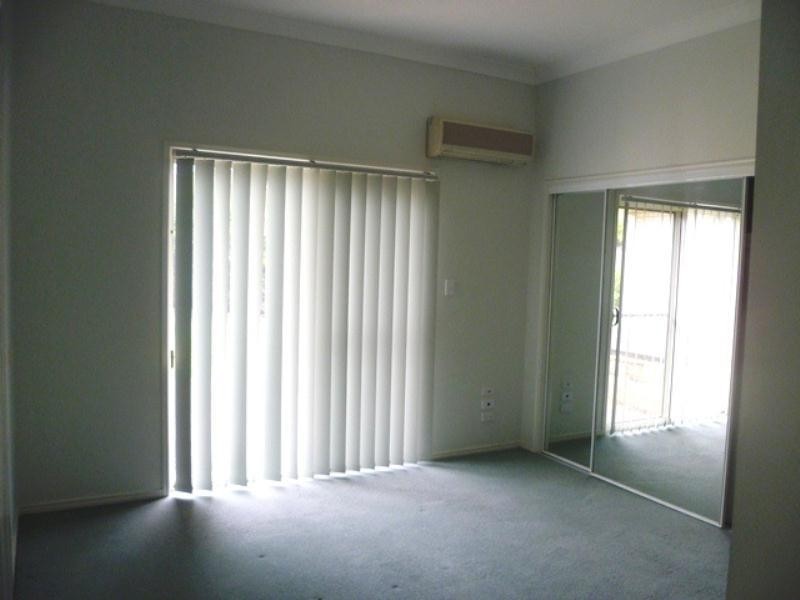13 Amanu Street, Pacific Pines QLD 4211