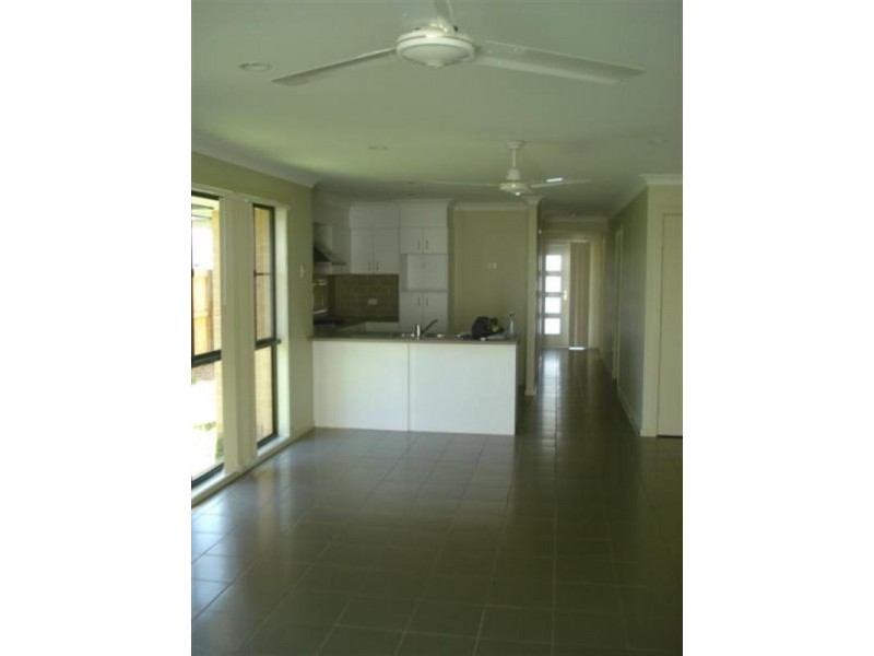 4 Spirula Street, Coomera QLD 4209