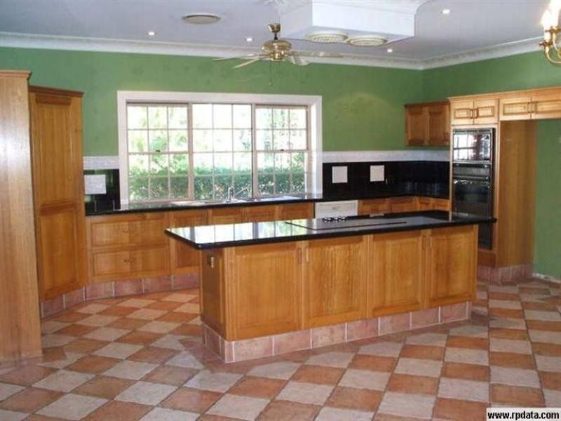 71 Marbella Drive, Benowa QLD 4217