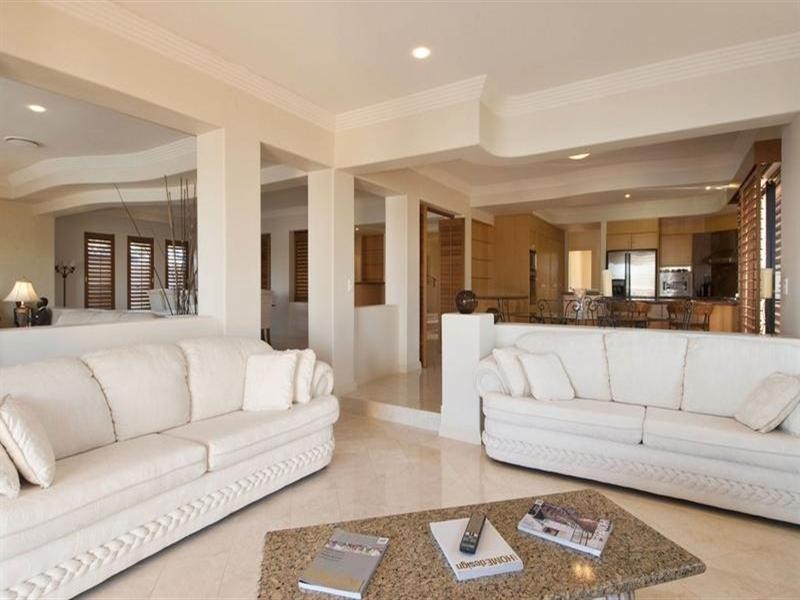 108 Amalfi Drive, Isle Of Capri QLD 4217