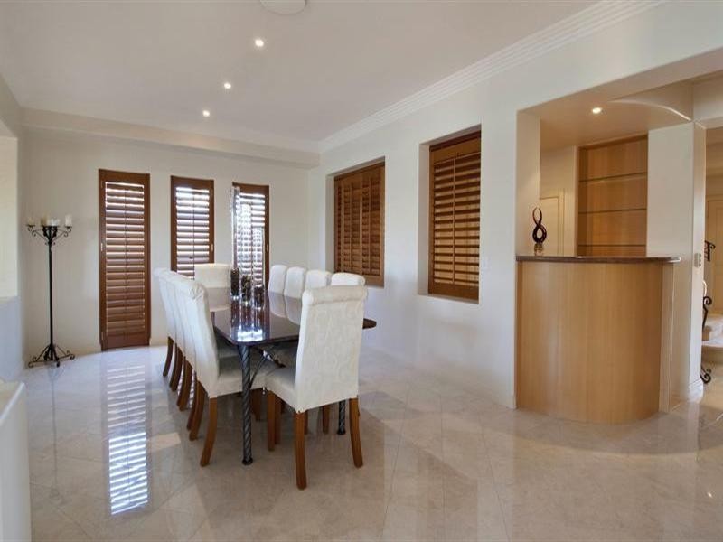 108 Amalfi Drive, Isle Of Capri QLD 4217