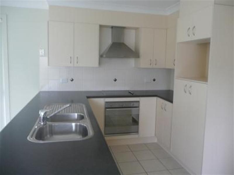 11 Trillers Avenue, Coomera QLD 4209