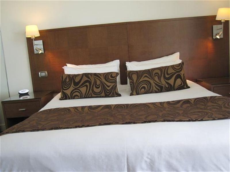 3018 Surfers Paradise Boulevard, Surfers Paradise QLD 4217