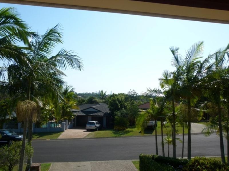 19 Foxhill Court, Carrara QLD 4211