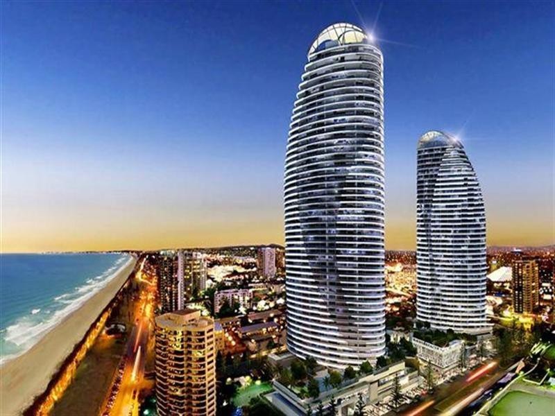 4 Charles Avenue, Broadbeach QLD 4218