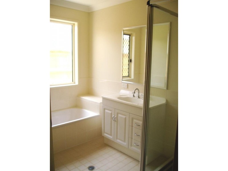 13 Lilyvale Street, Ormeau QLD 4208