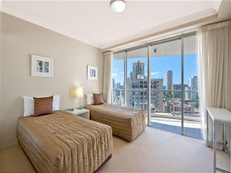 23 Ferny Avenue, Surfers Paradise QLD 4217