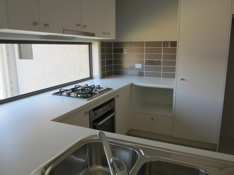 6 Pristine Place, Ningi QLD 4511