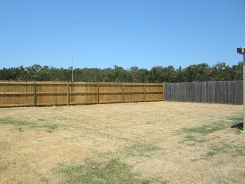 6 Pristine Place, Ningi QLD 4511