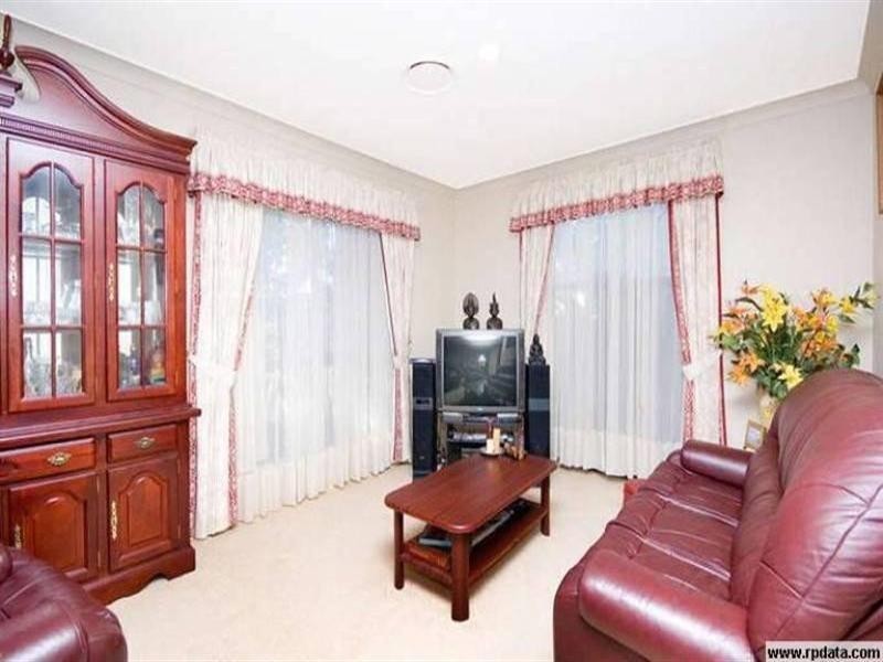 46b Sickle Avenue, Hope Island QLD 4212