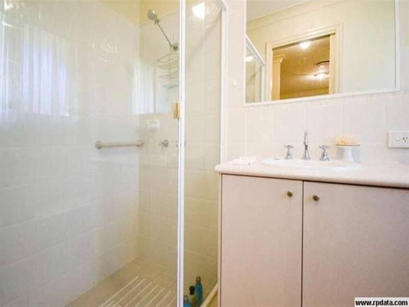 46b Sickle Avenue, Hope Island QLD 4212