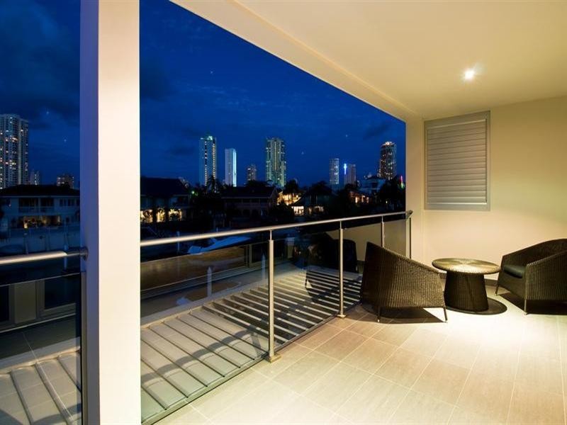 Surfers Paradise QLD 4217