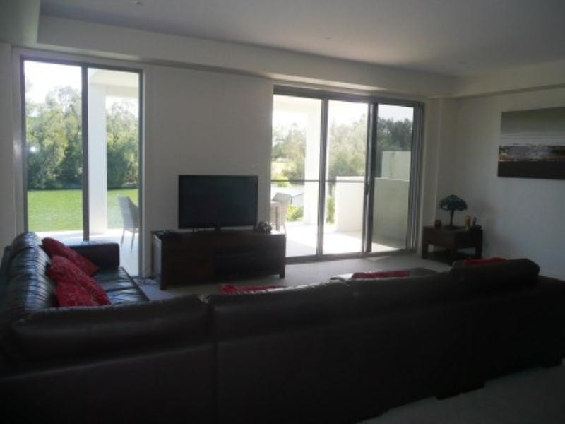 7611 Fairway Blvde, Hope Island QLD 4212