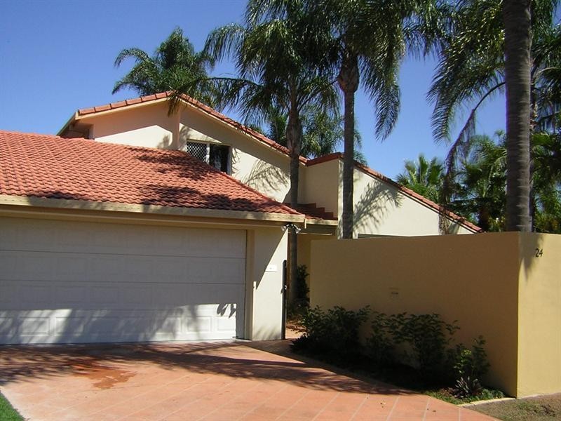 24 Mackay Close, Sorrento QLD 4217