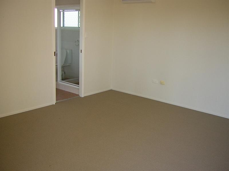24 Mackay Close, Sorrento QLD 4217