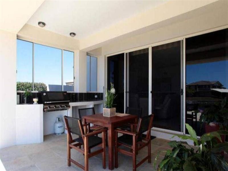 29 Mandolin Avenue, Helensvale QLD 4212