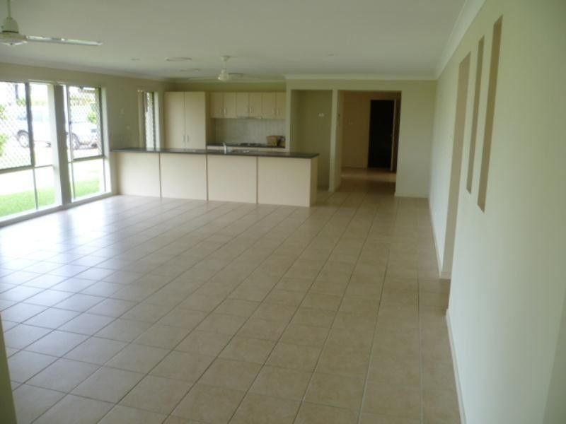 28 Zeus Circuit, Coomera QLD 4209