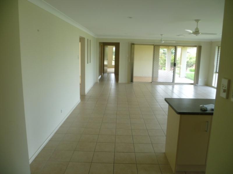 28 Zeus Circuit, Coomera QLD 4209