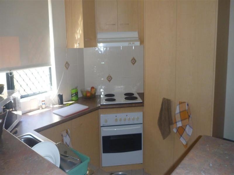 7 Barranbali Street – Bali Apartments, Surfers Paradise QLD 4217