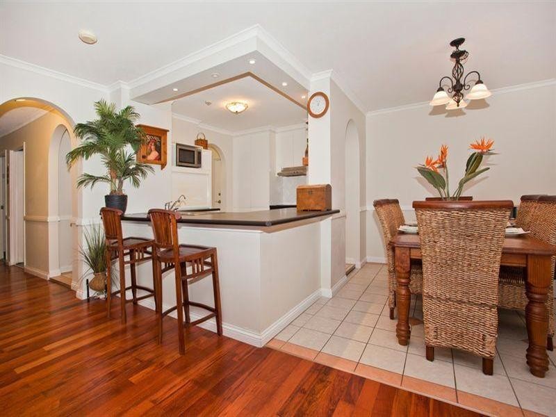 33 Thornton Street, Surfers Paradise QLD 4217