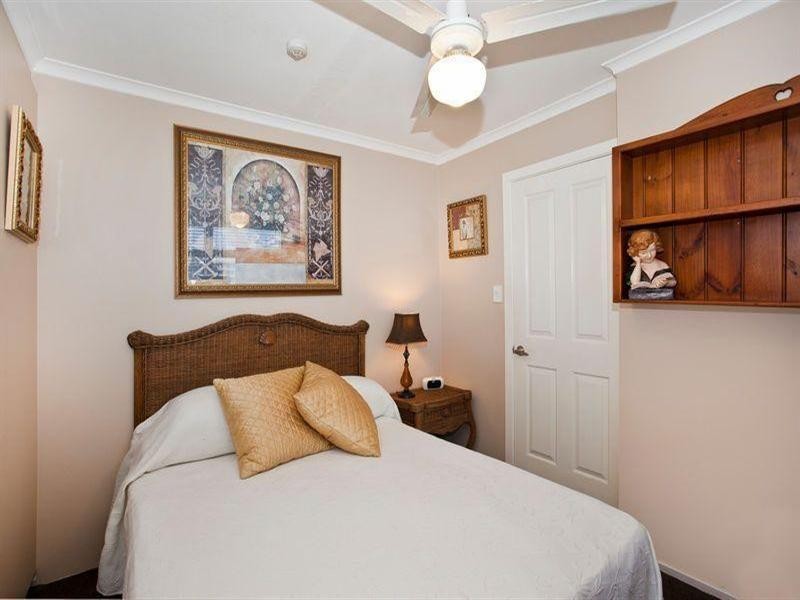 33 Thornton Street, Surfers Paradise QLD 4217