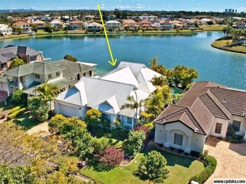 86 Cypress Drive, Broadbeach Waters QLD 4218