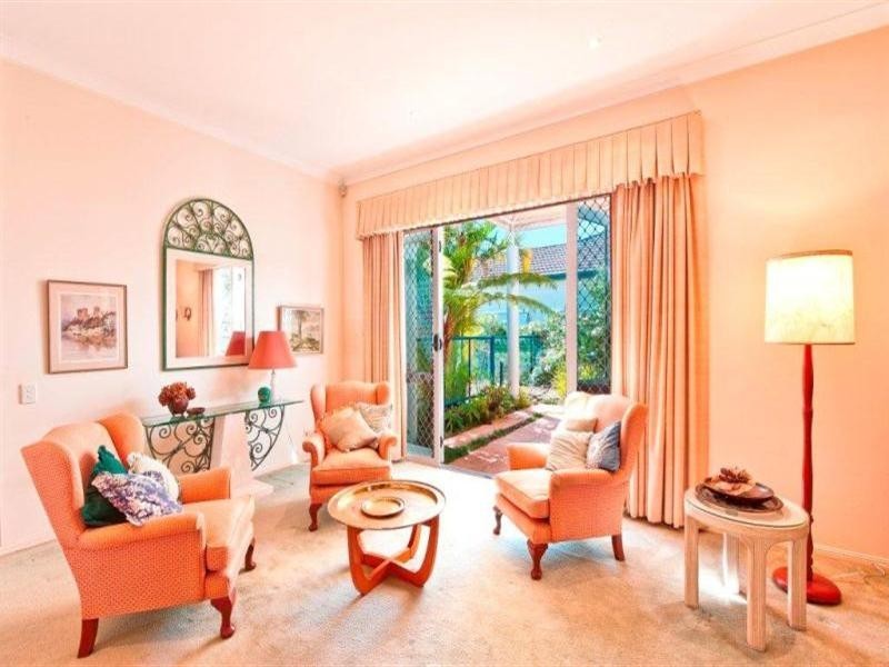 86 Cypress Drive, Broadbeach Waters QLD 4218