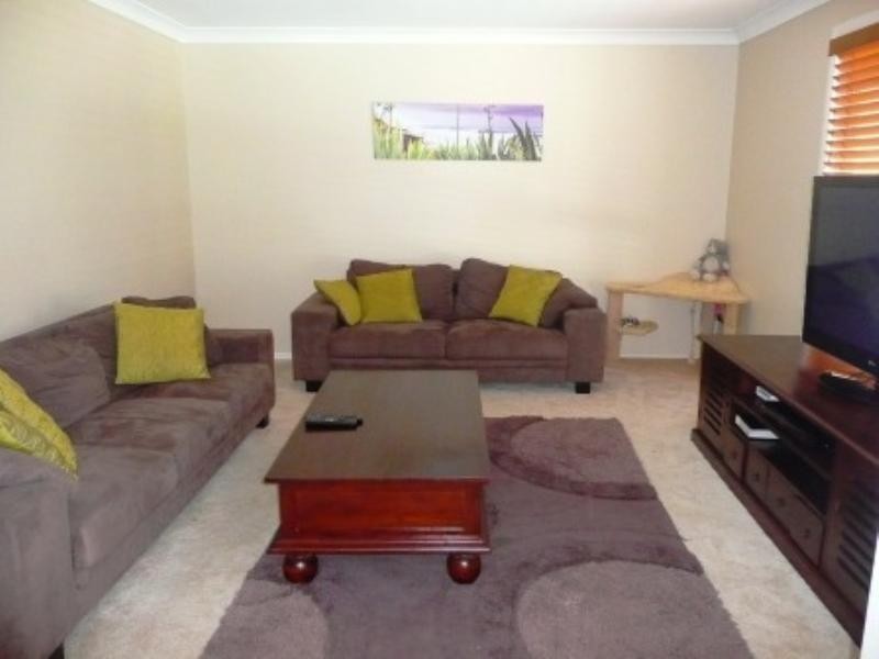 Hope Island QLD 4212