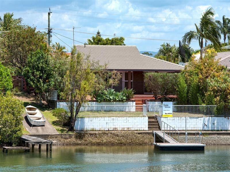 19 Rapallo Avenue, Isle Of Capri QLD 4217