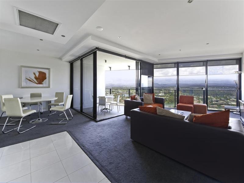 9 Ferny Avenue, Surfers Paradise QLD 4217