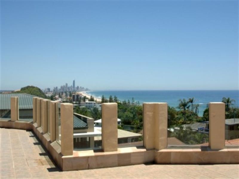 Miami QLD 4220