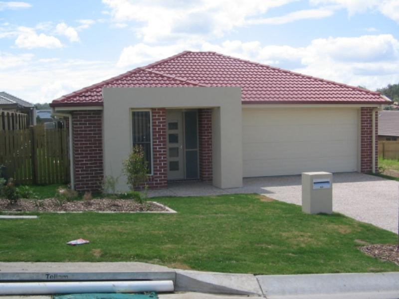42 Pleasant Drive, Redbank Plains QLD 4301