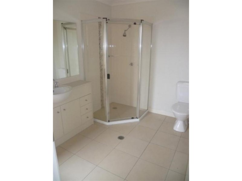 42 Pleasant Drive, Redbank Plains QLD 4301