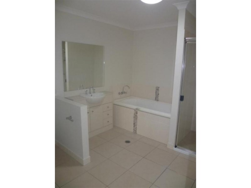 42 Pleasant Drive, Redbank Plains QLD 4301