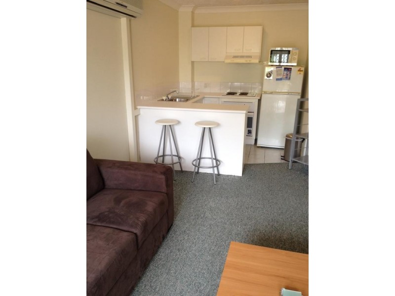 35 Palm Avenue, Surfers Paradise QLD 4217