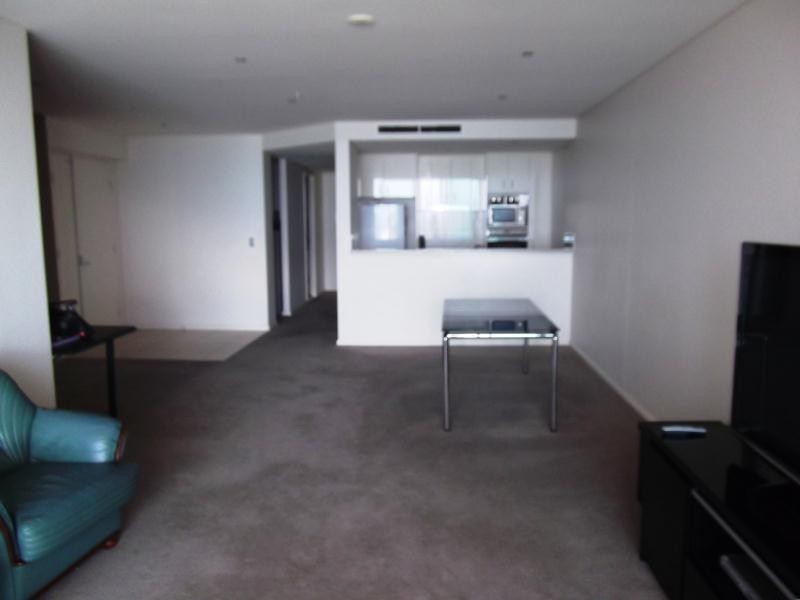 2408-1 Como Crescent, Southport QLD 4215