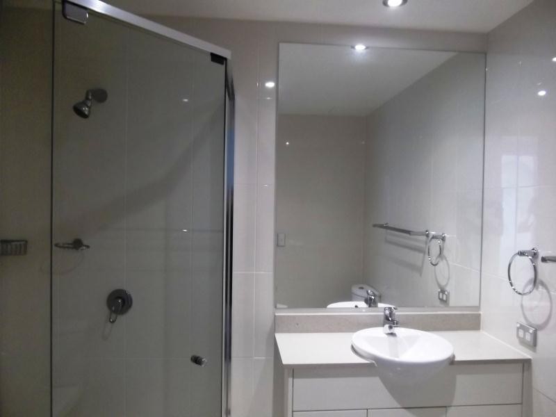 2408-1 Como Crescent, Southport QLD 4215