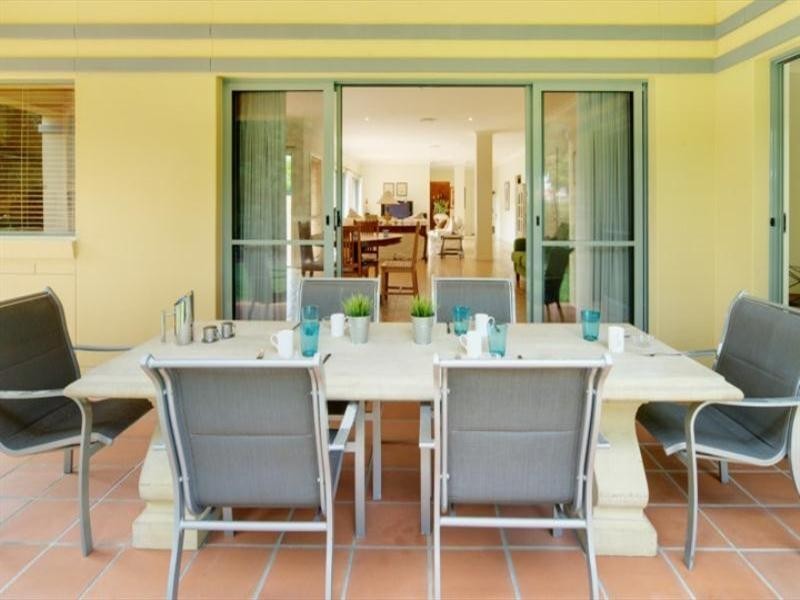 8381 Magnolia Drive East, Hope Isla, Hope Island QLD 4212