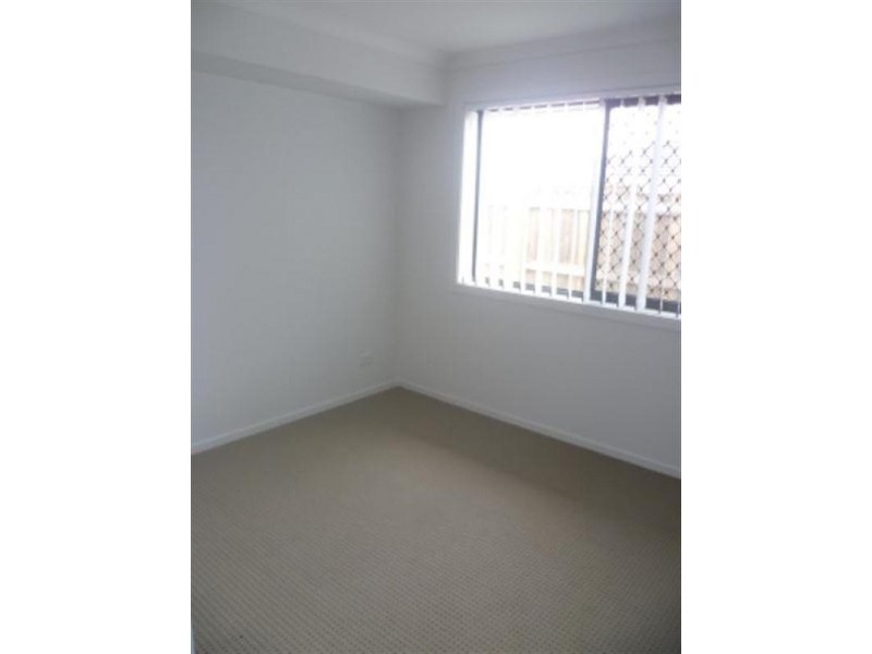 24 Grice Crescent, Ningi QLD 4511